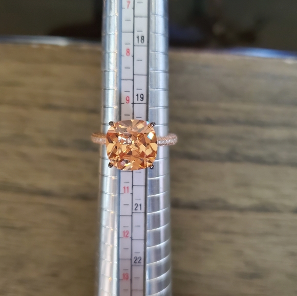 Soild Sterling silver rose gold plated engagement ring and wedding band set - Picture 7 of 16